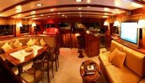Shanti Salon
